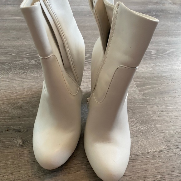 White Ankle Boots - Picture 2 of 3